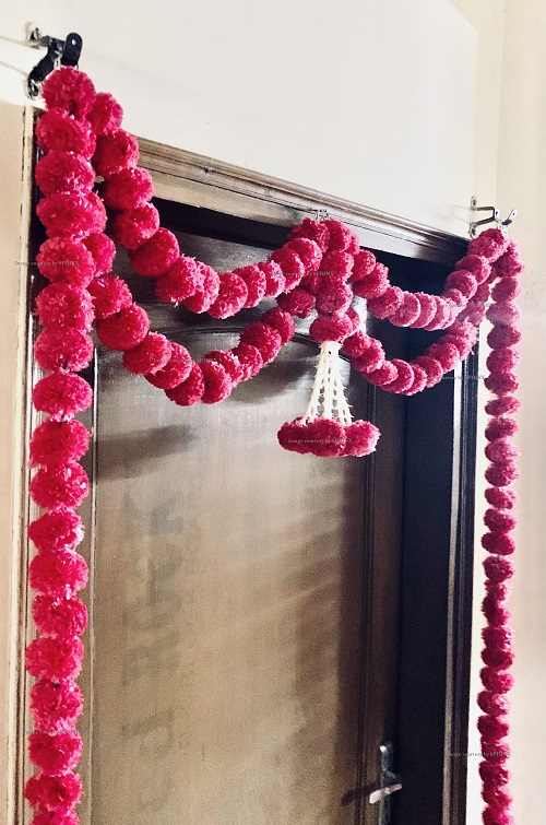 SPHINX ARTIFICIAL MARIGOLD FLUFFY FLOWERS AND TUBEROSE(RAJNIGANDHA) DOOR TORAN SET/DOOR HANGINGS – DARK PINK/RANI ( APPROX. 100 X 158 CMS)