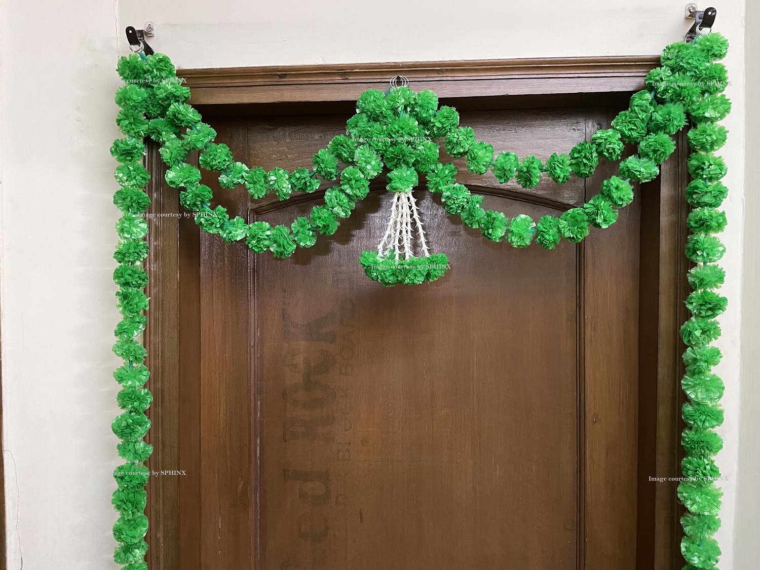 SPHINX ARTIFICIAL MARIGOLD FLUFFY FLOWERS AND TUBEROSE(RAJNIGANDHA) DOOR TORAN SET/DOOR HANGINGS – GREEN ( APPROX. 100 X 158 CMS)