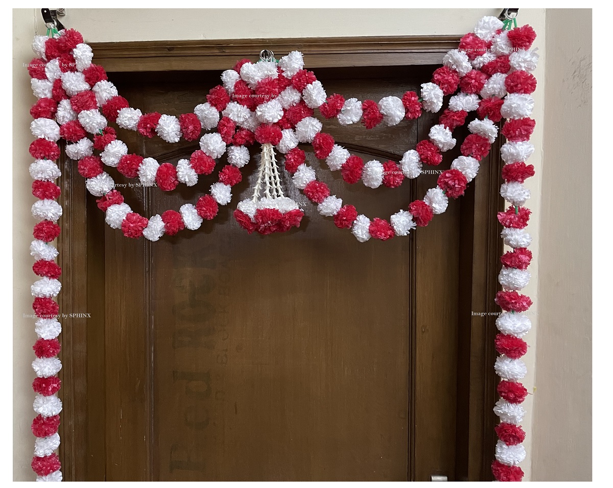 SPHINX ARTIFICIAL MARIGOLD FLUFFY FLOWERS AND TUBEROSE(RAJNIGANDHA) TRIPLE LINE DOOR TORAN SET/DOOR HANGINGS – WHITE AND RED ( APPROX. 100 X 158 CMS)