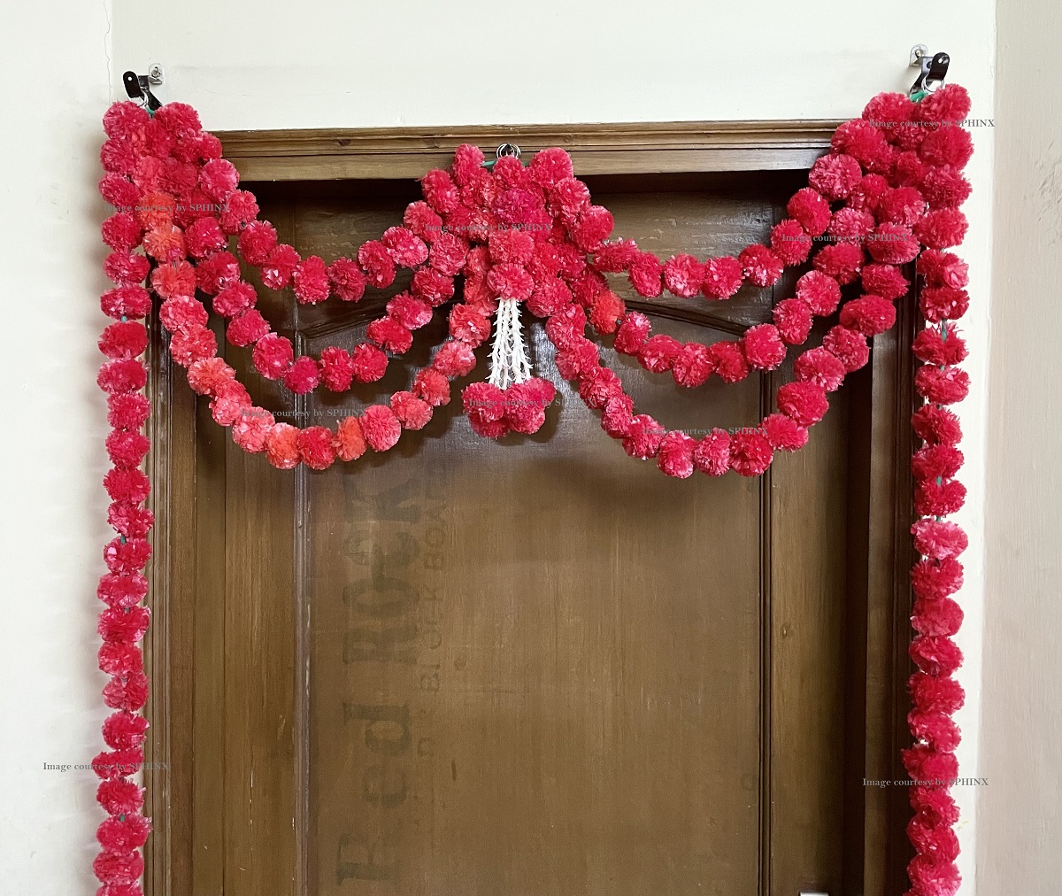 SPHINX ARTIFICIAL MARIGOLD FLUFFY FLOWERS AND TUBEROSE(RAJNIGANDHA) TRIPLE LINE DOOR TORAN SET/DOOR HANGINGS – RED ( APPROX. 100 X 158 CMS)