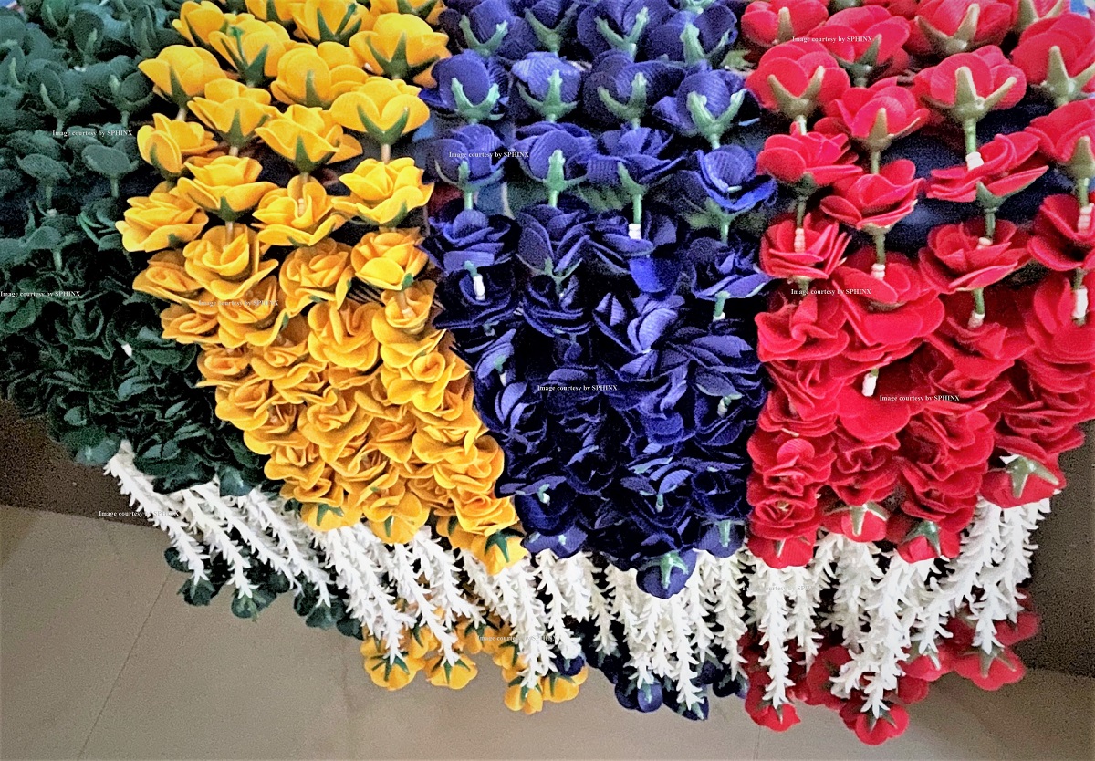ARTIFICIAL VELVET ROSES AND CLUSTERED TUBEROSE (RAJNIGANDHA) GARLANDS